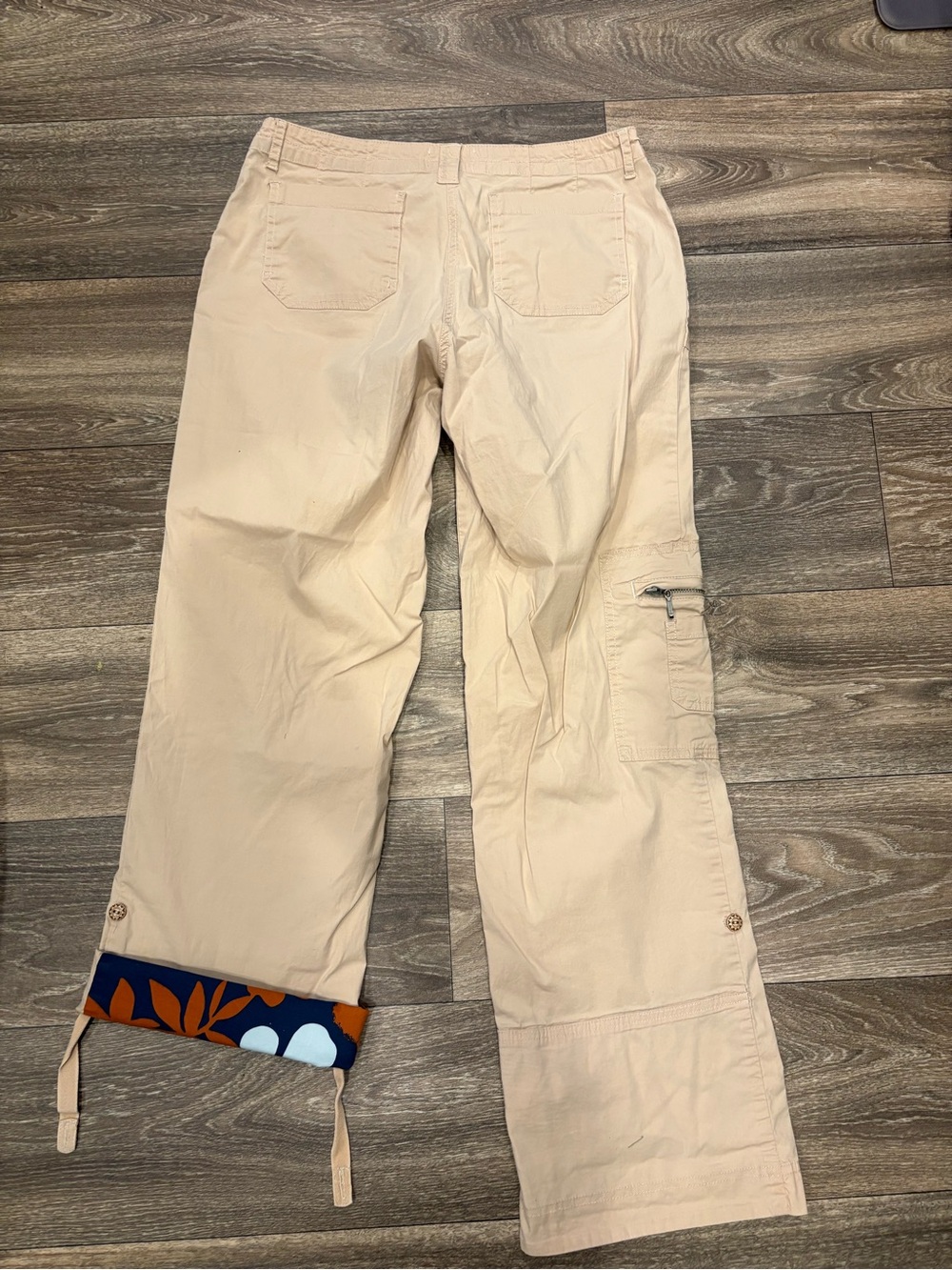 Aventura Clothing Beige Khaki Pants with Decorative Button Roll Tab Pants Size 4 - Picture 5 of 5